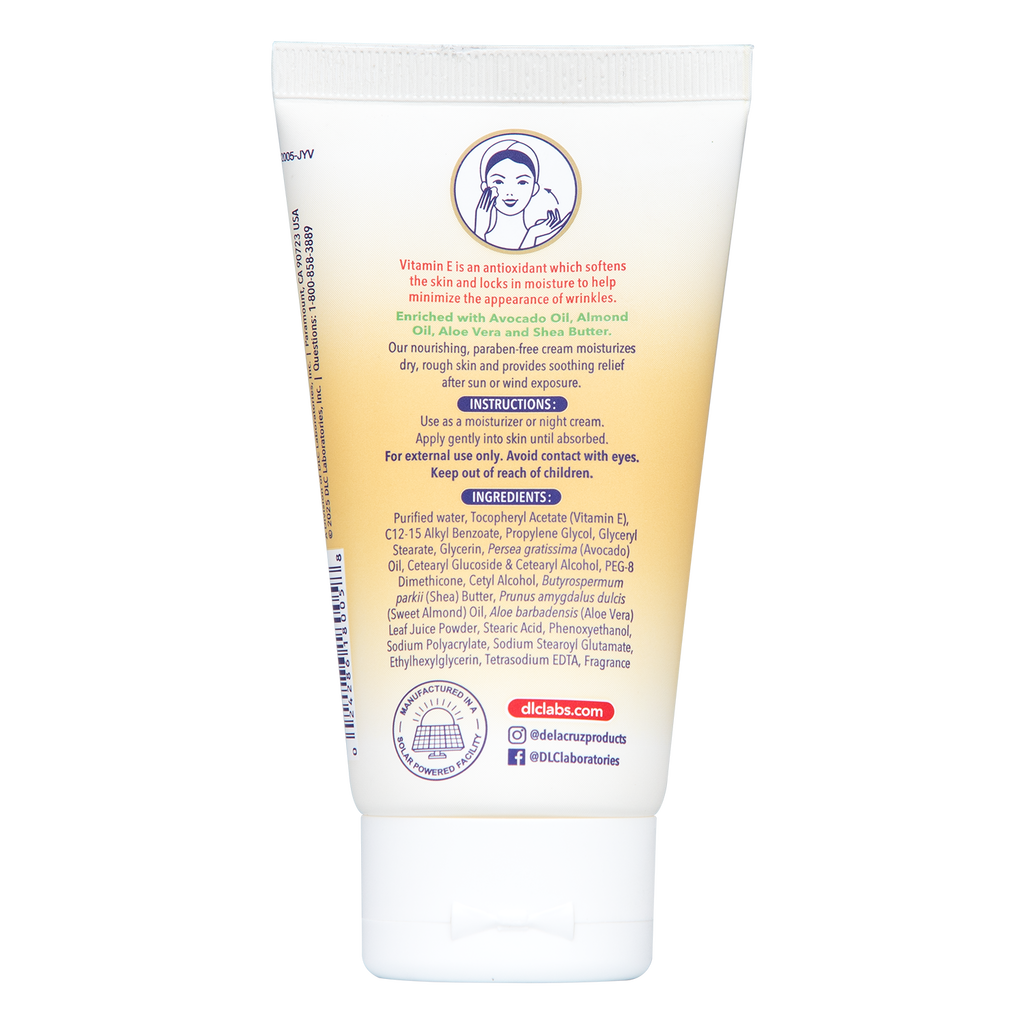 De La Cruz® Crema de Vitamina E 2.6 OZ. (74 g)